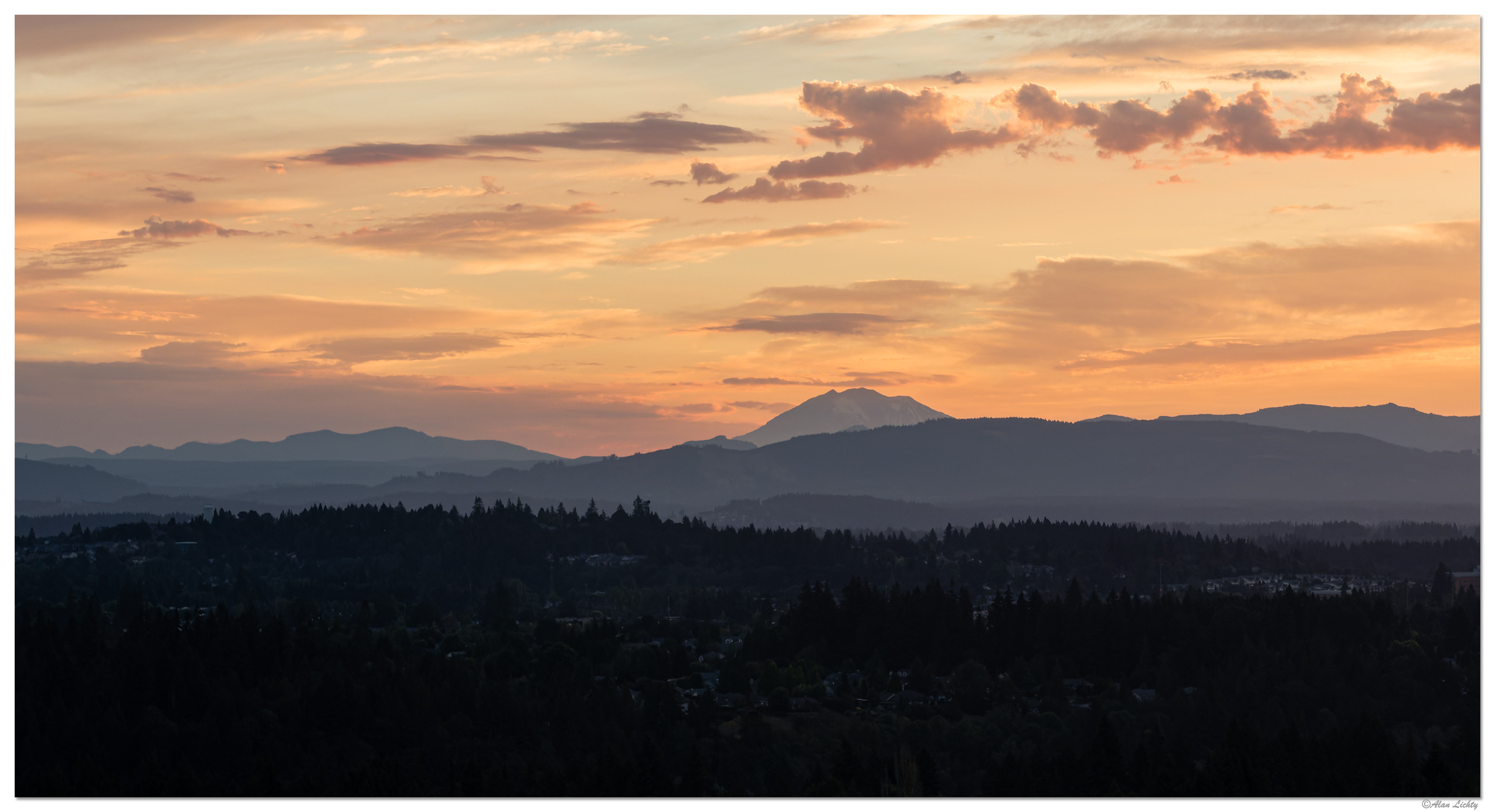 DJI_M3-162-MtAdamsSunrise.jpg